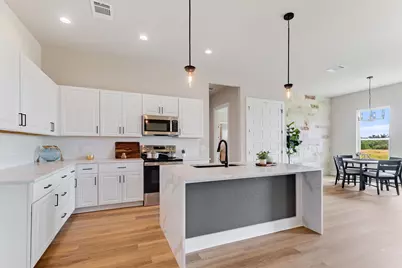 111 S Draper Lane, Bertram, TX 78605 - Photo 8