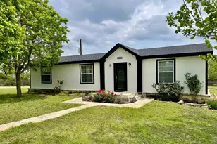 1108 Ashley, Llano, TX 78643 - Photo 2