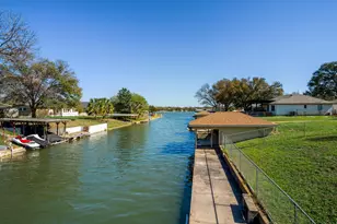 106 Flamingo Cir, Highland Haven, TX 78654 - Photo 20