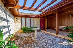 106 Flamingo Cir, Highland Haven, TX 78654 - Photo 6