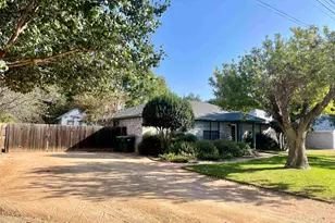 1113 Hackberry Dr, Marble Falls, TX 78654 - Photo 16