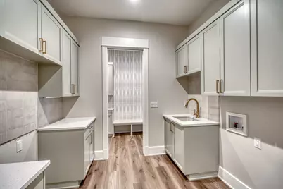 106 Edwards Circle, Horseshoe Bay, TX 78657 - Photo 14