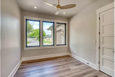 106 Edwards Circle, Horseshoe Bay, TX 78657 - Photo 8