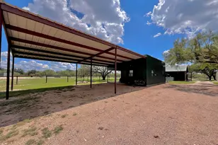 175 Elmer, Llano, TX 78643 - Photo 16