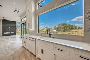 116 Houdini Way, Kingsland, TX 78639 - Photo 14