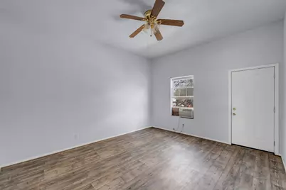 325 Sandy Harbor Drive, Horseshoe Bay, TX 78657 - Photo 22