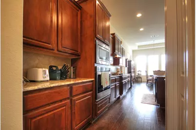 101 Rocky Summit Court, Spicewood, TX 78669 - Photo 8