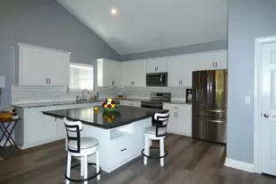 202 W Rio Llano Dr, Llano, TX 78643 - Photo 8