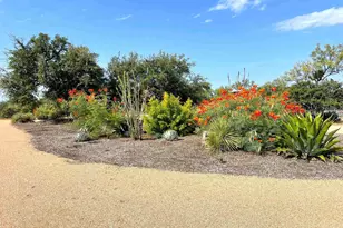 202 W Rio Llano Dr, Llano, TX 78643 - Photo 4