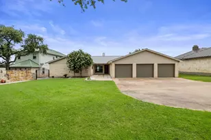 209 Senisa Dr, Buchanan Dam, TX 78609 - Photo 2