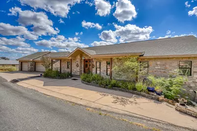 604 N Inwood Road, Buchanan Dam, TX 78609 - Photo 2