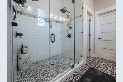 1002 Pecan Circle Circle, Marble Falls, TX 78654 - Photo 24