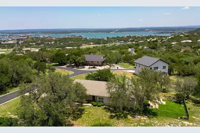 205 Out Yonder, Horseshoe Bay, TX 78657 - Photo 2