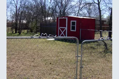 900 E Wallace, Llano, TX 78643 - Photo 12