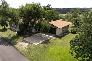 25421 Pedernales Point Dr, Spicewood, TX 78669 - Photo 2