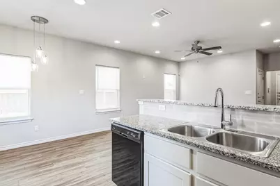 203 Peruna Drive, Marble Falls, TX 78654 - Photo 10