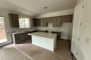 112 Broken Bow, Horseshoe Bay, TX 78657 - Photo 4