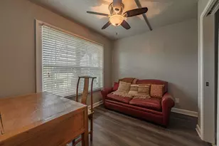 806 Highcrest Dr, Granite Shoals, TX 78654 - Photo 4