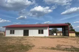 1202 Bessemer, Llano, TX 78643 - Photo 1