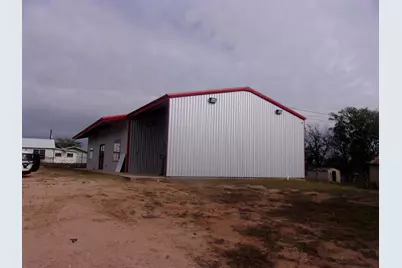 1202 Bessemer, Llano, TX 78643 - Photo 10