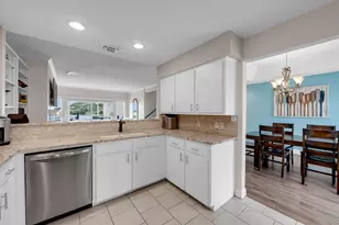 415 Horseshoe Bay N Blvd, Horseshoe Bay, TX 78657 - Photo 16