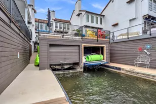 415 Horseshoe Bay N Blvd, Horseshoe Bay, TX 78657 - Photo 4