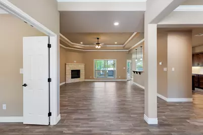 181 Broadmoor St, Meadowlakes, TX 78654 - Photo 4