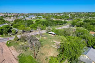 309 Ave M, Marble Falls, TX 78654 - Photo 16