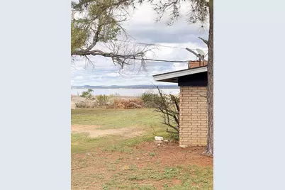 106 Logan Drive, Buchanan Dam, TX 78609 - Photo 2