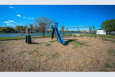 94 E Greencastle Dr, Granite Shoals, TX 78654 - Photo 10