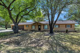 201 W Heron, Highland Haven, TX 78654 - Photo 2