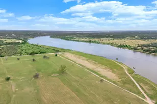 112 Mari Ln, Spicewood, TX 78669 - Photo 18