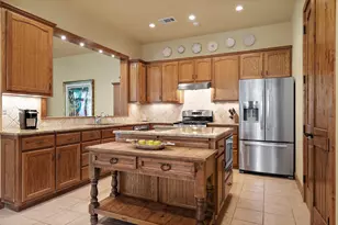 304 Hi Ridge, Horseshoe Bay, TX 78657 - Photo 20