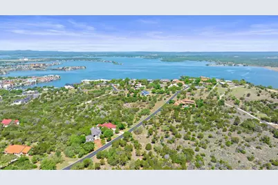 304 Hi Ridge, Horseshoe Bay, TX 78657 - Photo 14