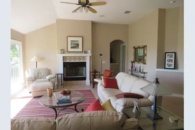 220 W Lakecrest Drive, Bluffton, TX 78607 - Photo 14