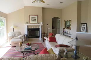 220 W Lakecrest Dr, Bluffton, TX 78607 - Photo 14