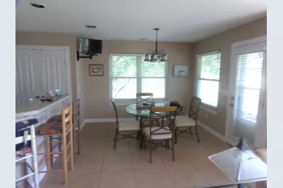 220 W Lakecrest Drive, Bluffton, TX 78607 - Photo 12