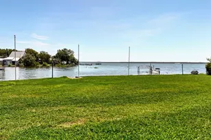 220 W Lakecrest Dr, Bluffton, TX 78607 - Photo 26