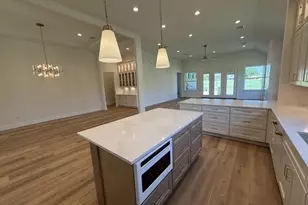 604 Hi Cir S, Horseshoe Bay, TX 78657 - Photo 8
