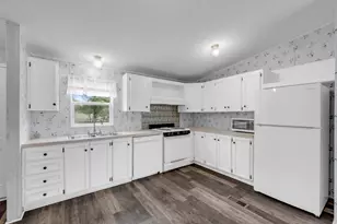 156 Julie Ln, Kingsland, TX 78639 - Photo 12
