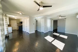 1107 E Brown St, Llano, TX 78643 - Photo 2