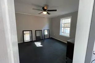 1107 E Brown St, Llano, TX 78643 - Photo 6