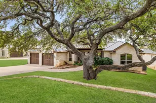 113 Wennmohs Pl, Horseshoe Bay, TX 78657 - Photo 16