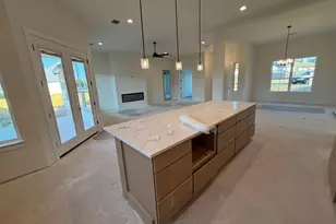 406 Hogans Pl, Meadowlakes, TX 78654 - Photo 18