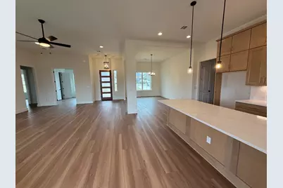 406 Hogans Place, Meadowlakes, TX 78654 - Photo 8