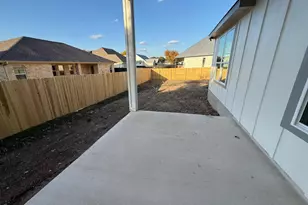 406 Hogans Pl, Meadowlakes, TX 78654 - Photo 12