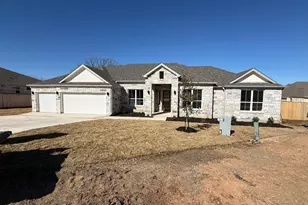 406 Hogans Pl, Meadowlakes, TX 78654 - Photo 1
