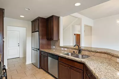 215 Maverick Circle, Horseshoe Bay, TX 78657 - Photo 14