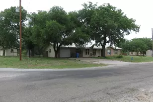 301 Overstreet Dr, Sunrise Beach, TX 78643 - Photo 2