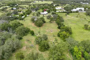 7866 County Road 404 Rd, Spicewood, TX 78669 - Photo 18